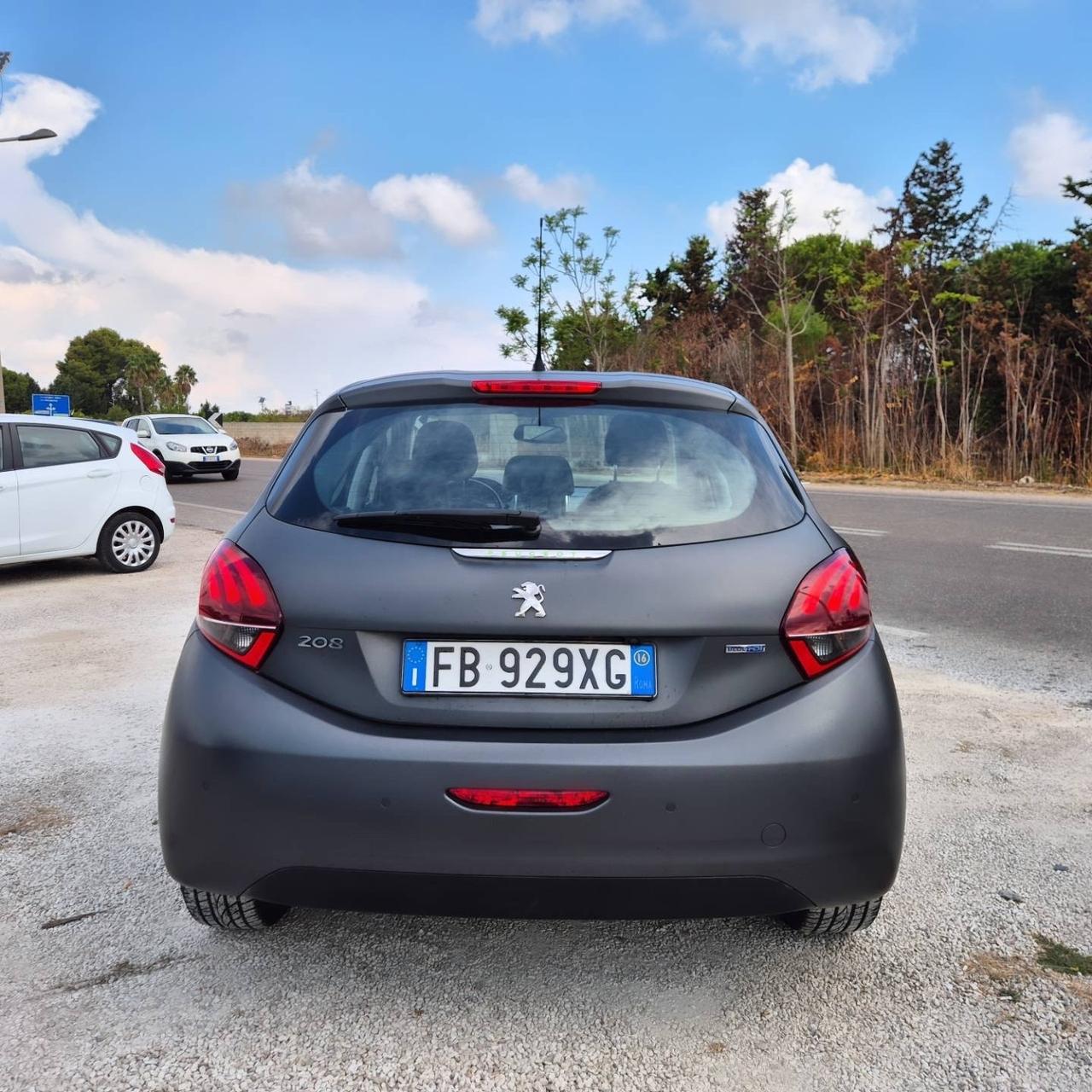 Peugeot 208 BlueHDi 100 5 porte GT Line
