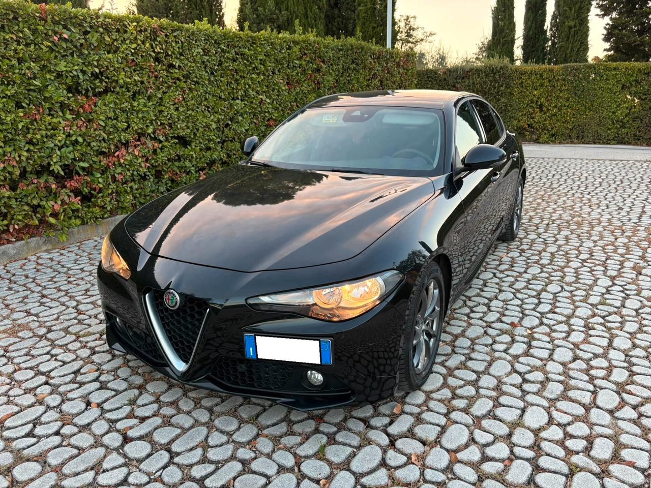 ALFA Giulia 2.2Turbodiesel 180CV 6M Super -08-2018