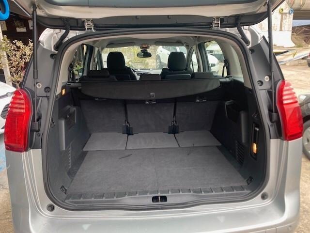 Peugeot 5008 1.6 HDi 112CV Family