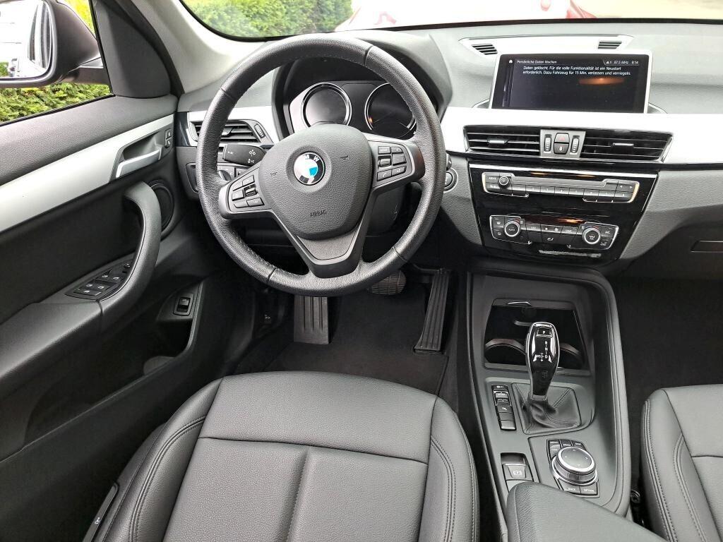 BMW X1 16D 115CV STEPTRONIC S-DRIVE BUSINESS ADVANTAGE ( CRUISE - PELLE - NAVI - PARK ASSISTANT - CERCHI 17 )