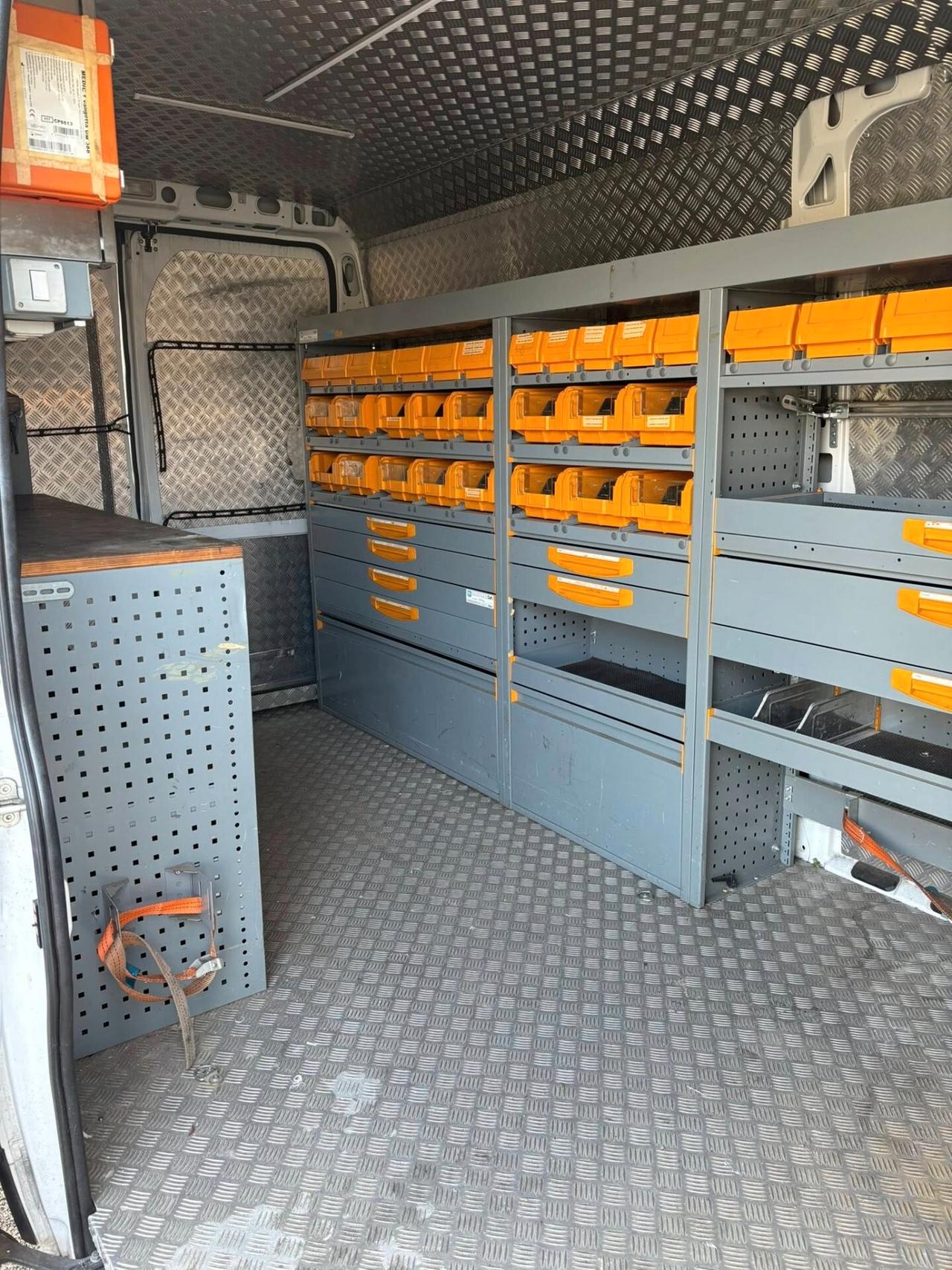 Fiat Ducato maxi 180cv officina mobile inverter 1200w