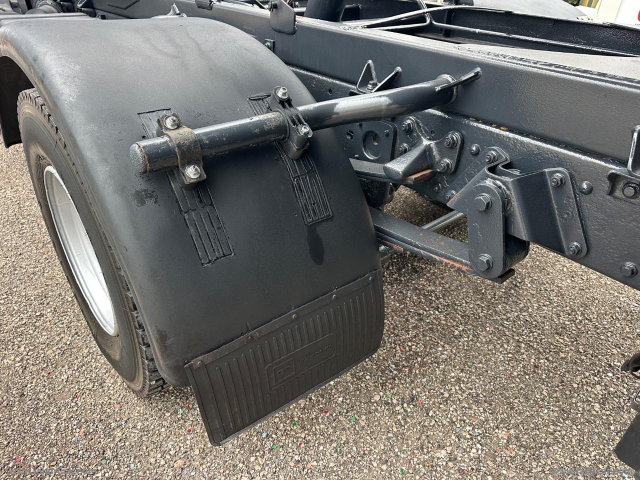 EUROCARGO 80E18 RIBALTABILE TRILATERALE ML2Q