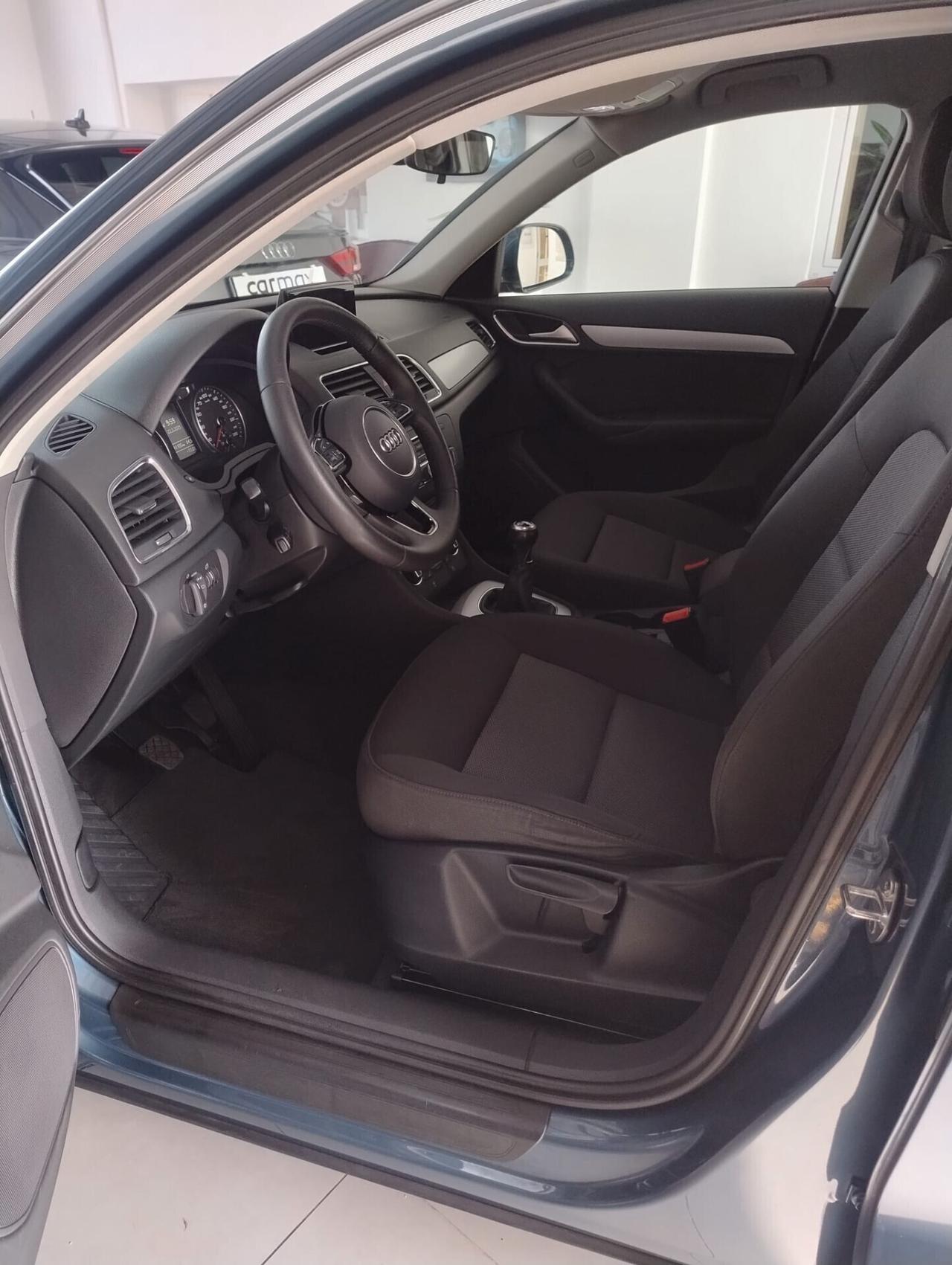 Audi Q3 2.0 TDI 150 CV Business