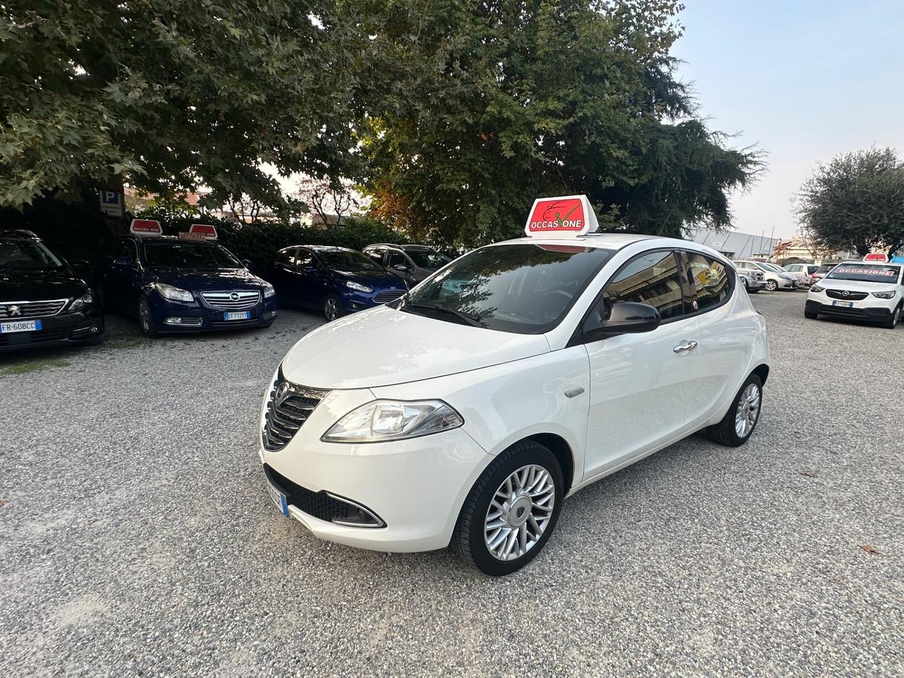 Lancia Ypsilon 1.2 69 CV 5 porte GPL Ecochic Gold