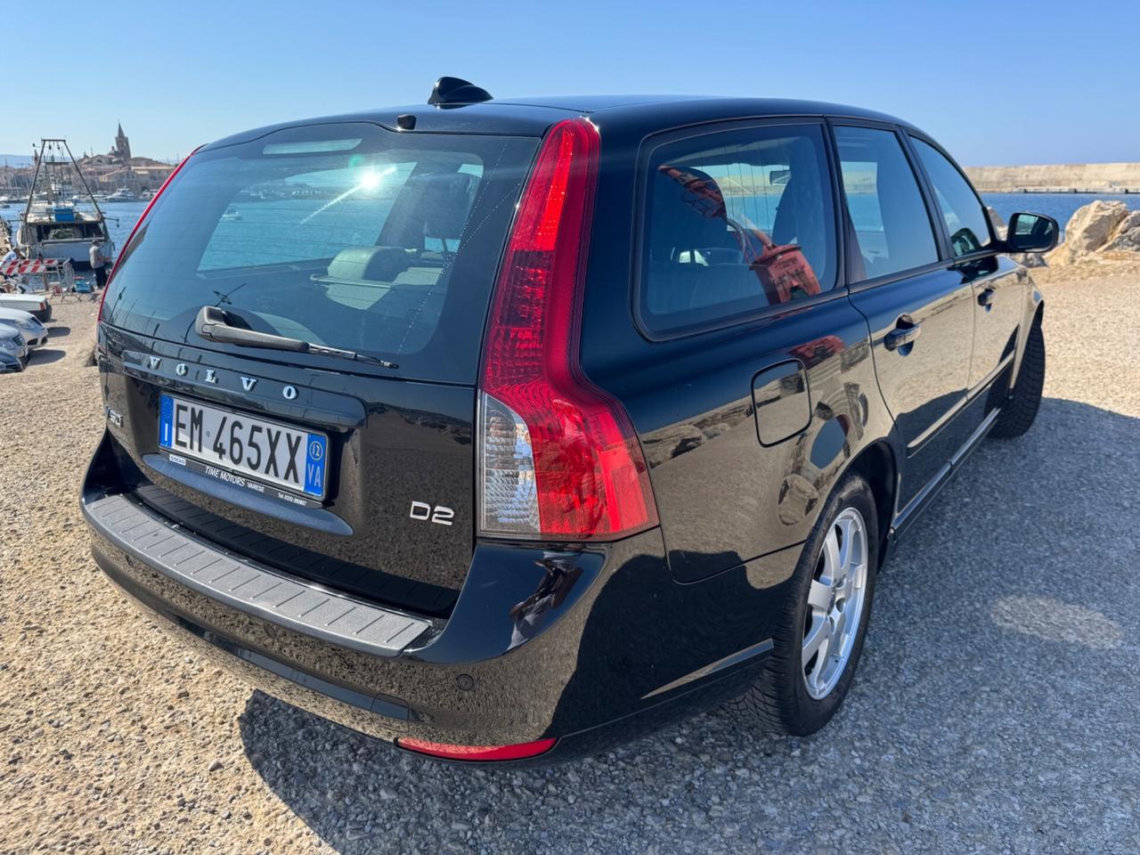 Volvo V50 D2 R-design