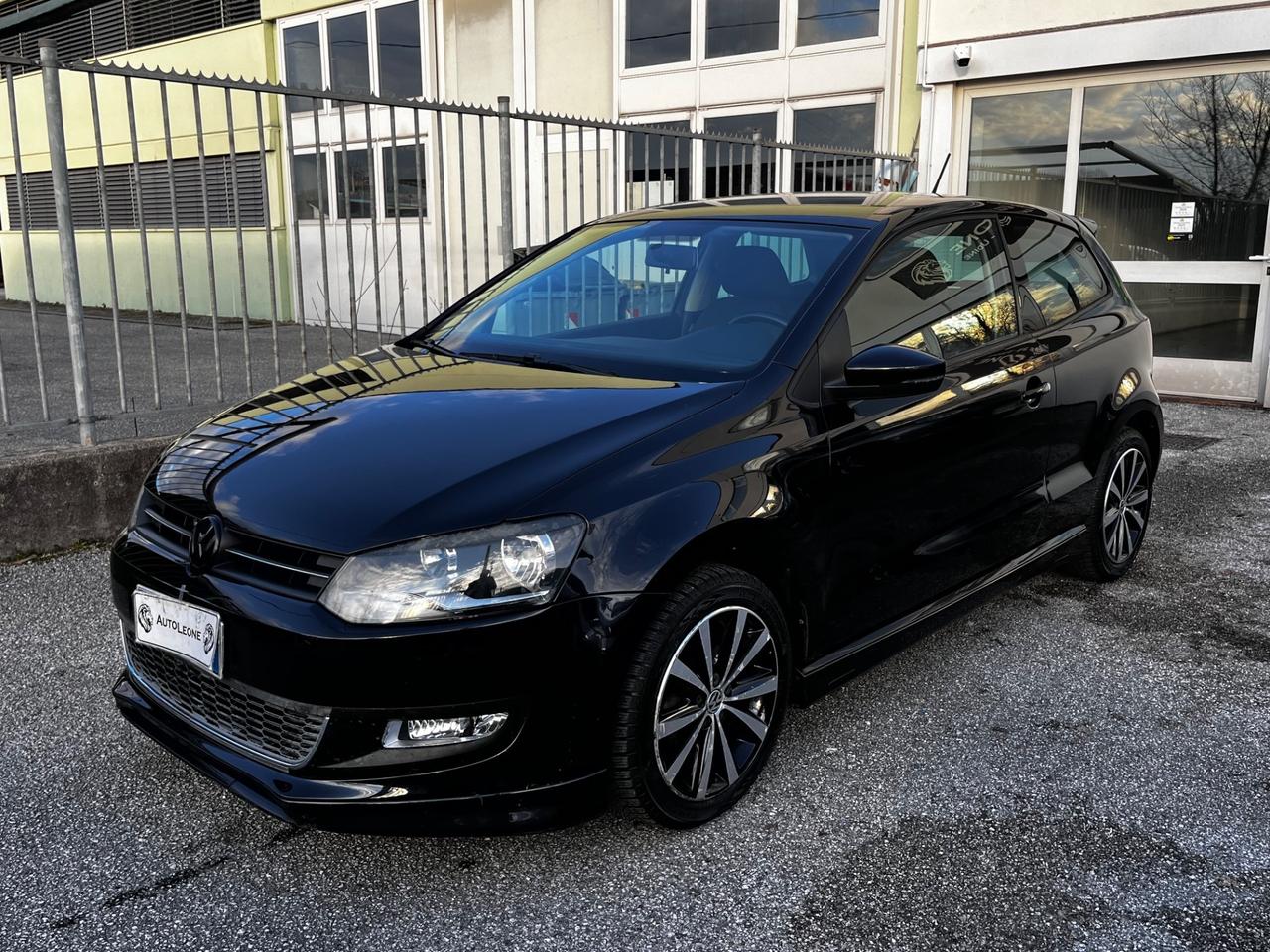 Volkswagen Polo 1.2 TSI 105cv 3p. SportLine OK NEOPATENTI