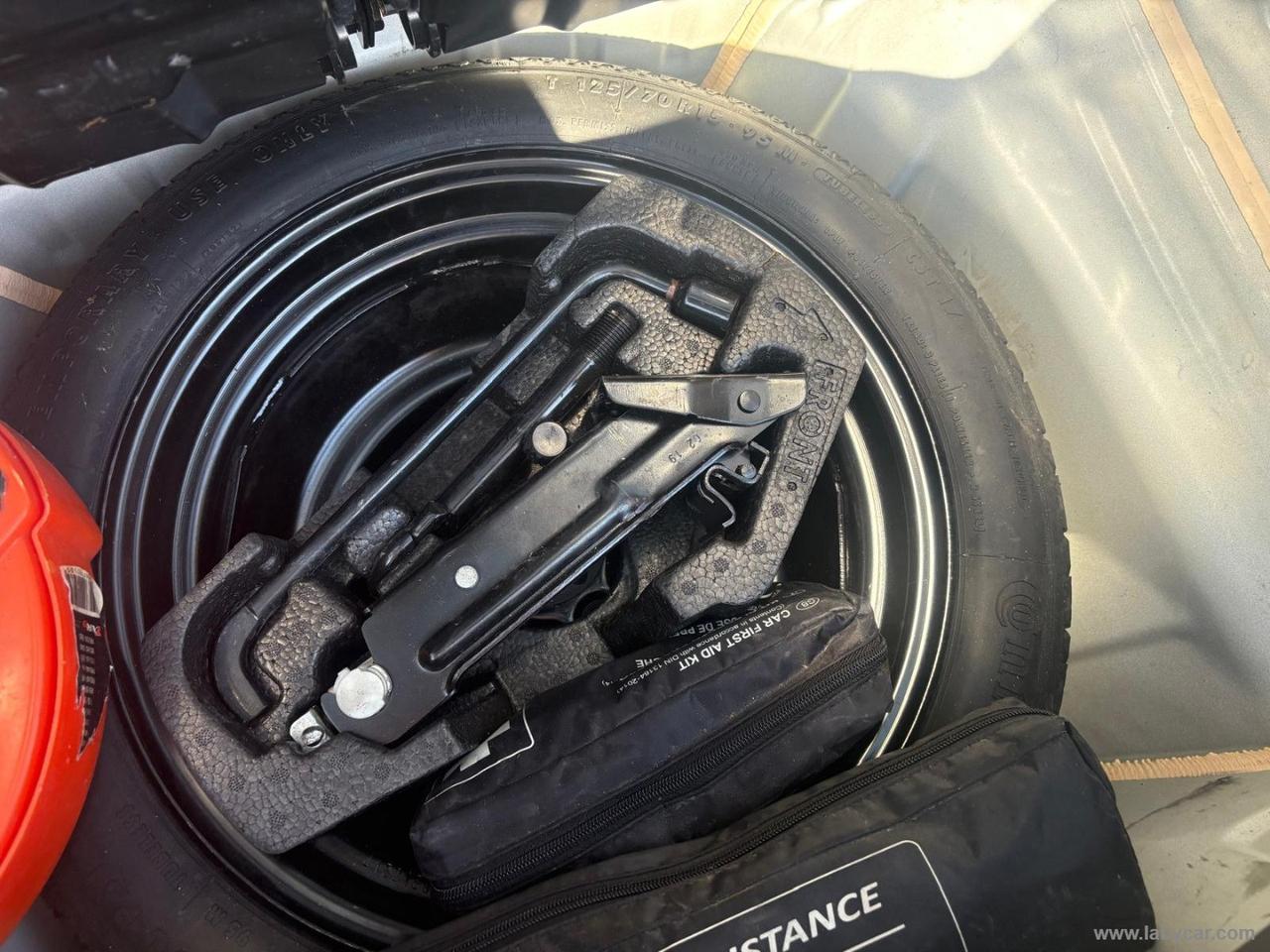 PEUGEOT 108 VTi 68 ETG 5p. Allure CAMBIO AUTOMATICO