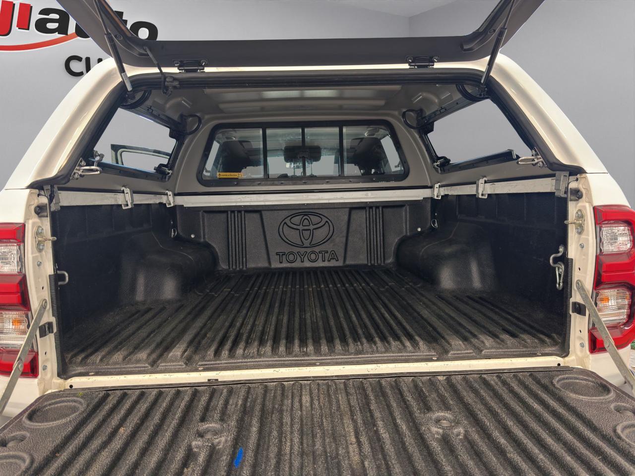 Toyota Hilux 2.4 d-4d DC 4X4