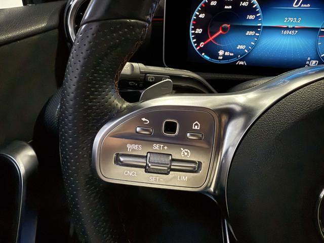MERCEDES-BENZ A 200 d Automatic Premium