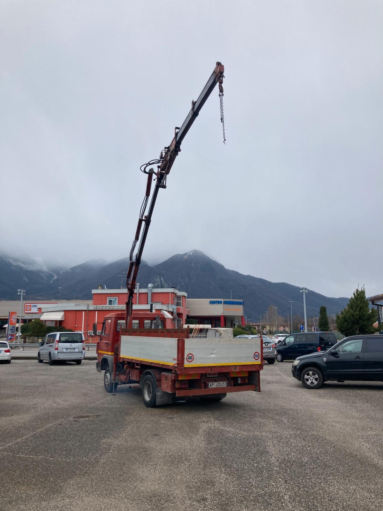 Iveco Daily 35S12 2.3 HPT PC Cabinato