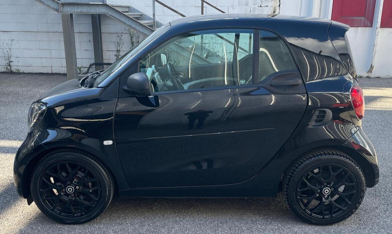 SMART FOR TWO 1000 71Cv. MHD PASSION