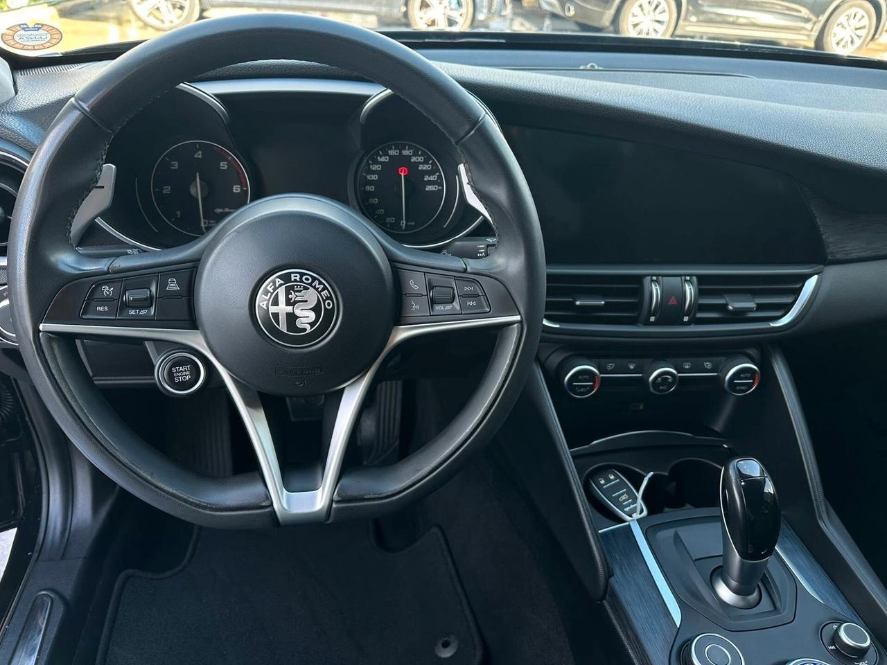 Alfa Romeo Giulia 2.2 Turbodiesel 160 CV AT8 Super Pack Performance