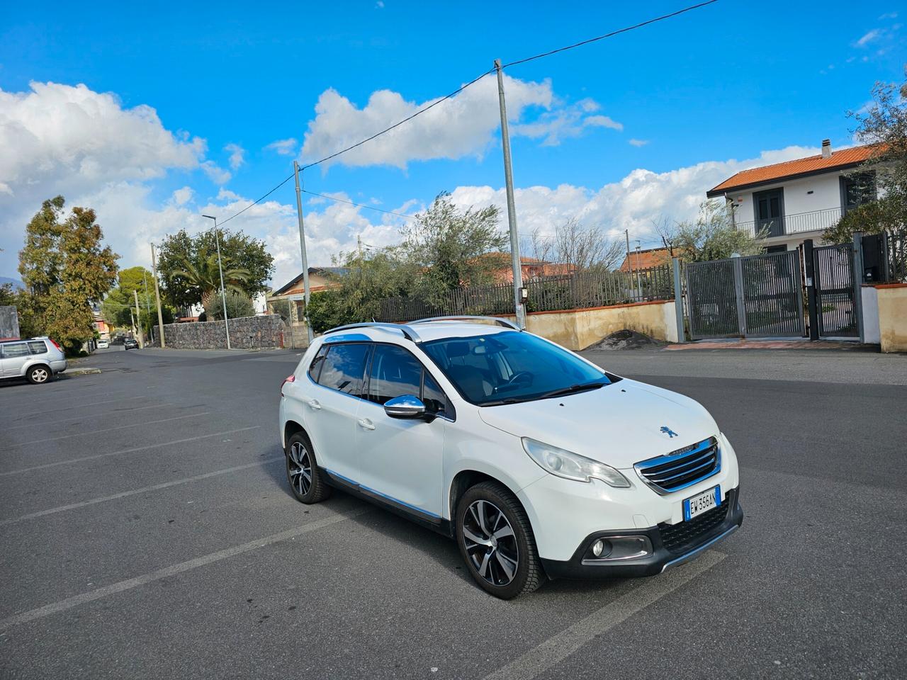 Peugeot 2008 Allure 1.6 diesel 92cv ok neopatentati