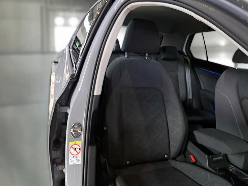 VOLKSWAGEN GOLF VIII 2.0 TDI SCR 85kW Life DSG 5 PORTE