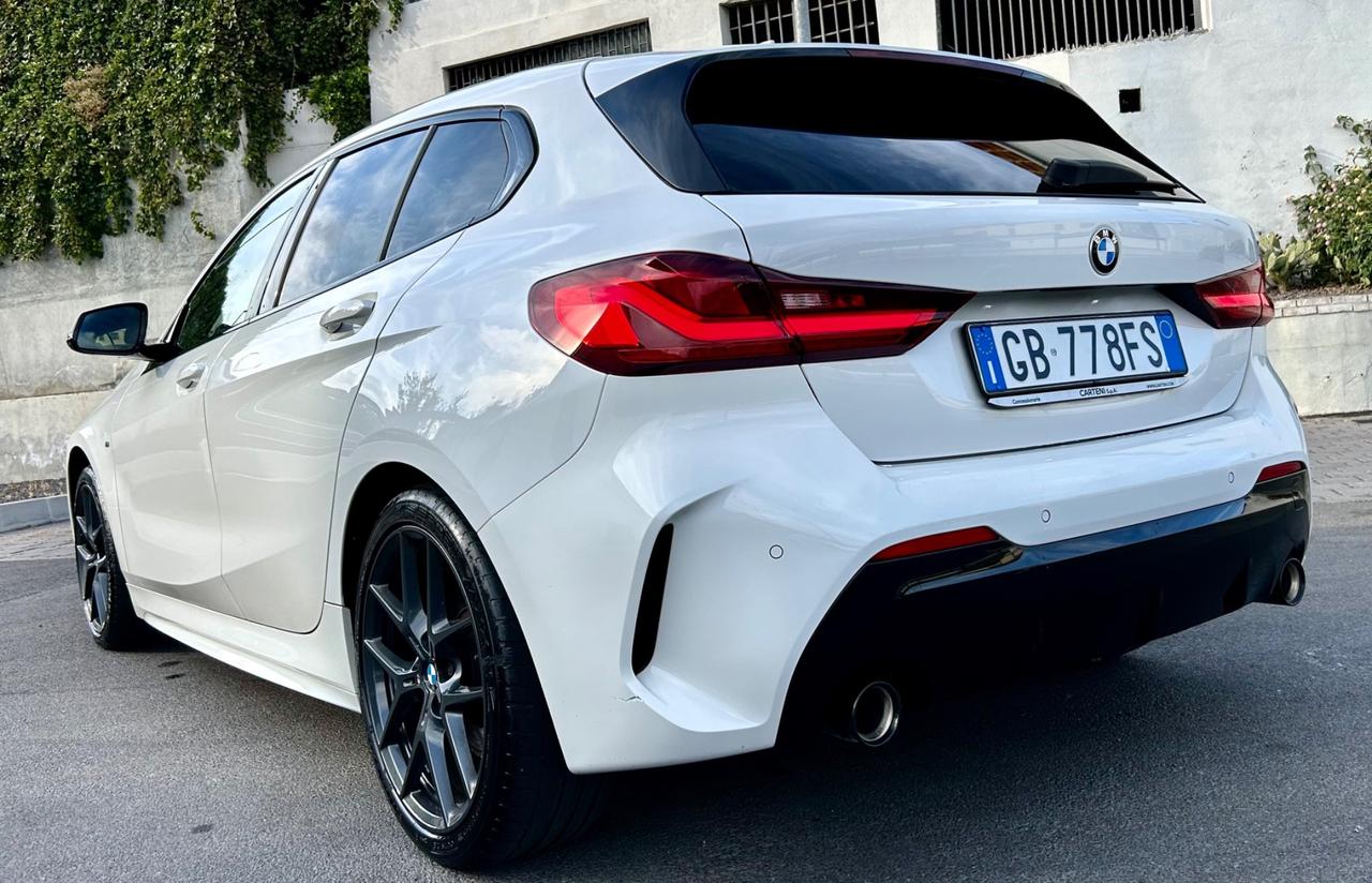 Bmw 118 118d 5p. Msport