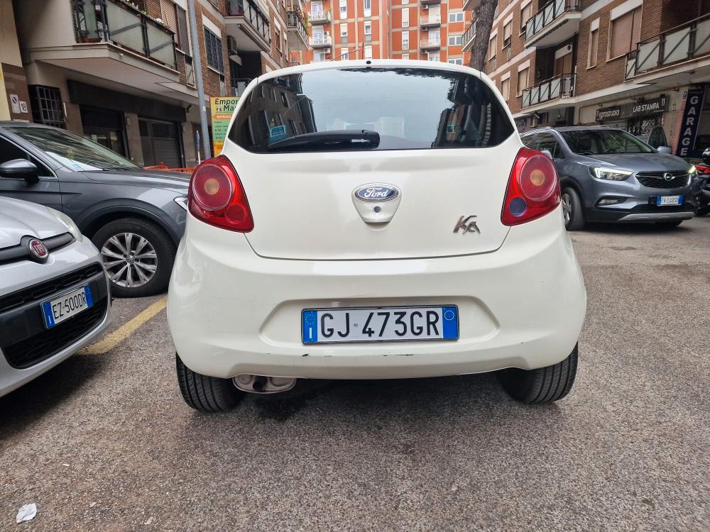 Ford Ka 1.2 Titanium c/esp,tcs 69cv E5