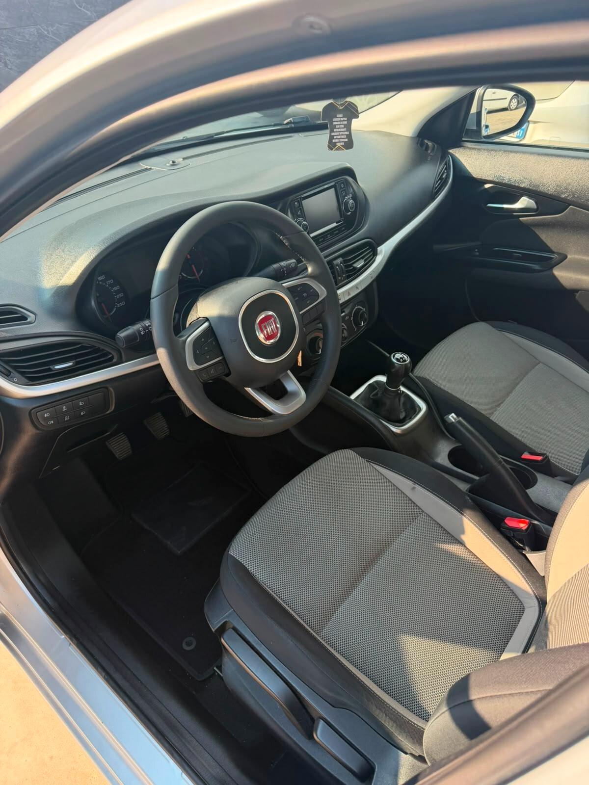 Fiat Tipo 1.3 Mjt 4 porte Lounge