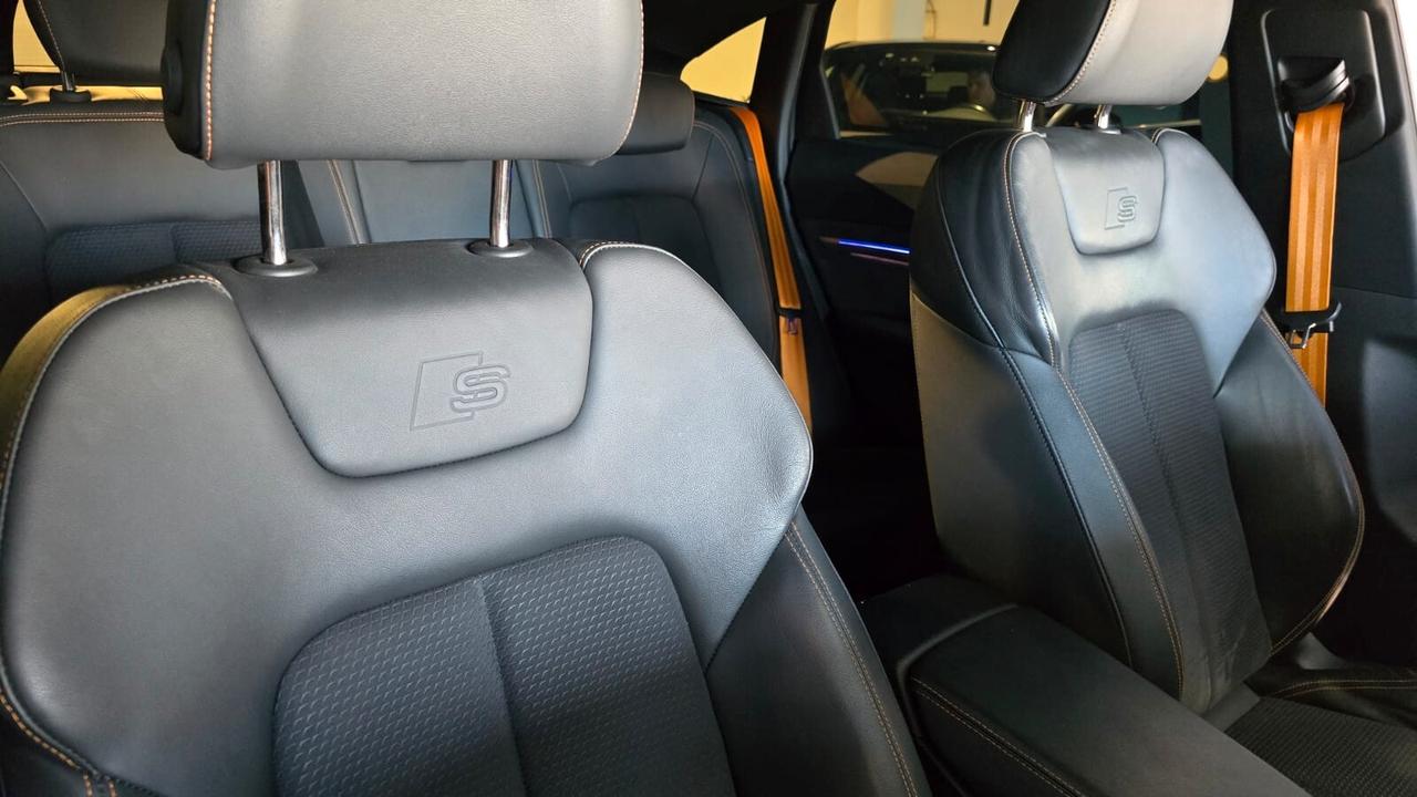 Audi Q8 e-tron SPB 55 quattro
