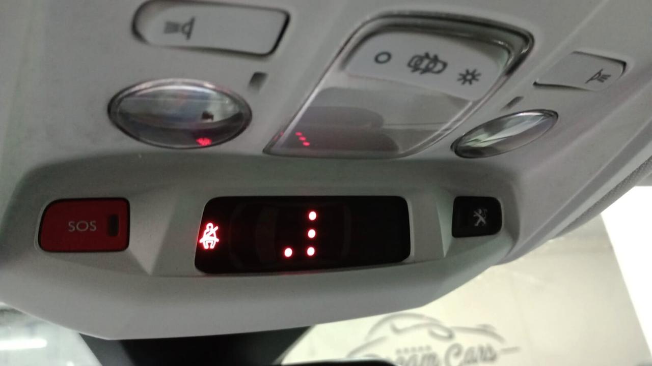 Peugeot 3008 BlueHDi 120 S&S Business