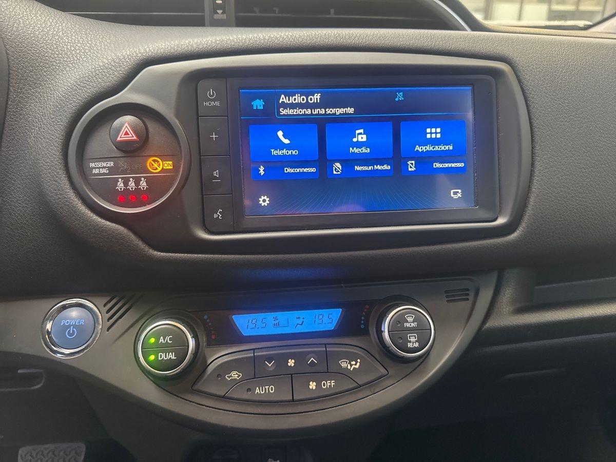 TOYOTA Yaris 3ª serie - Yaris 1.5 Hybrid 5 porte Trend "Red Edition