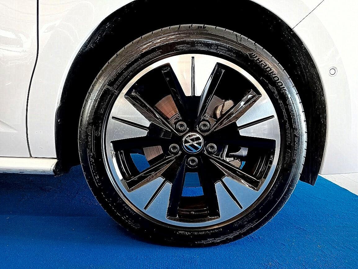 Volkswagen T7 Multivan TDI LIFE DSG MATRIX IQLIGHT 19" GANCIO VIS A VIS