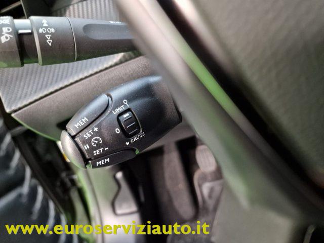 PEUGEOT 2008 BlueHDi 110 S&S Allure