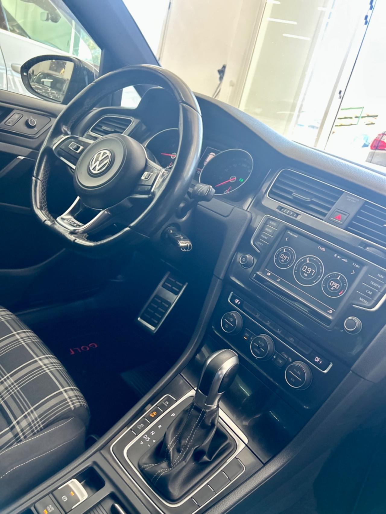 VW Golf 7 GTD 2.0 TDI DSG 5p. FINANZIABILE