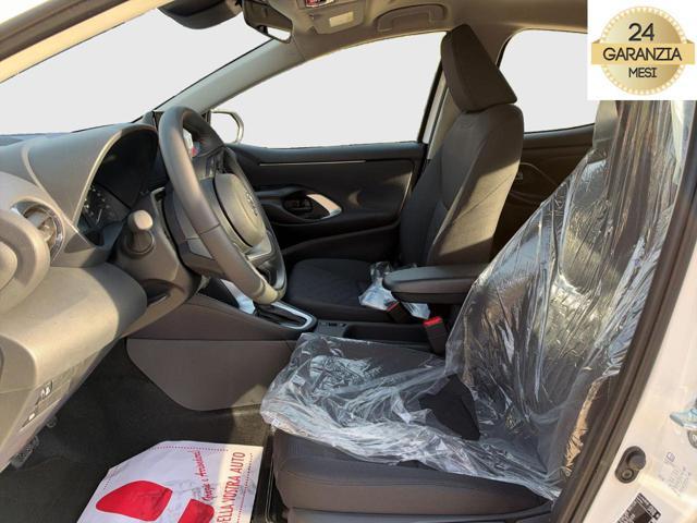 TOYOTA Yaris 1.5 Hybrid 5 porte Active KM 0
