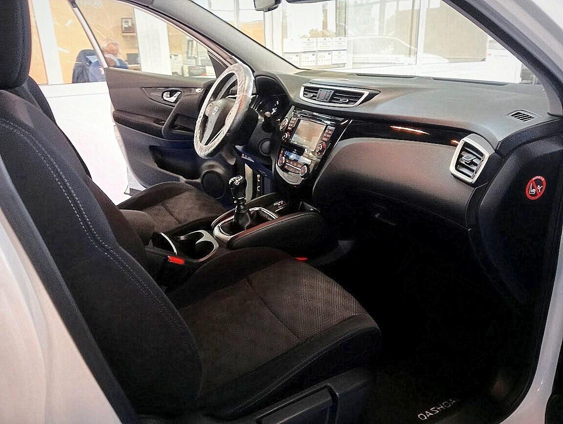 Nissan Qashqai 1.5 DCI TEKNA 360° TETTO PANO 18" EURO6