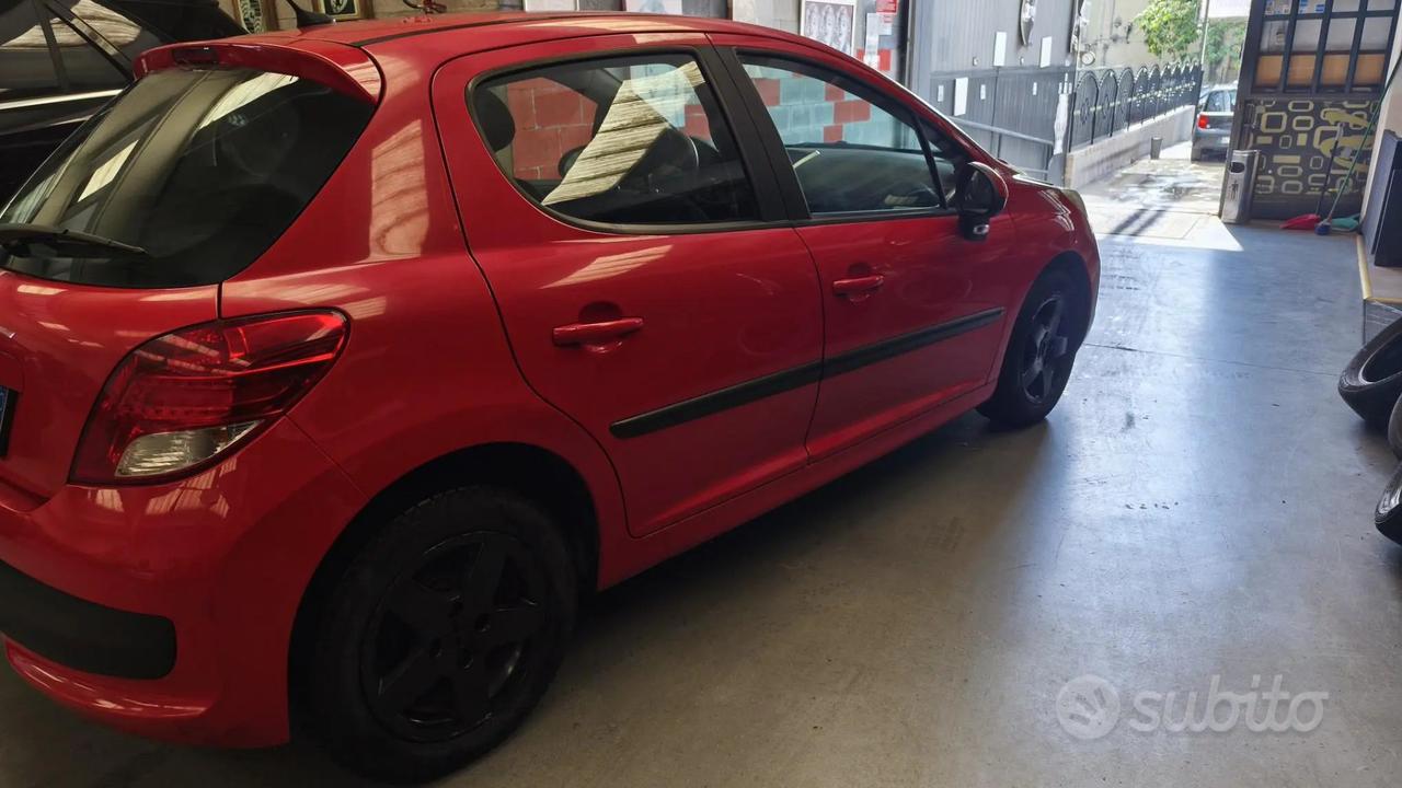 Peugeot 207 GPL scade 2032
