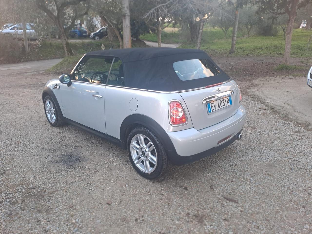 Mini Mini 1.6 16V Cooper D Cabrio