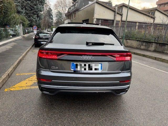 AUDI Q8 50 TDI 286 CV quattro S-LINE PLUS CERCHI 22 TETTO