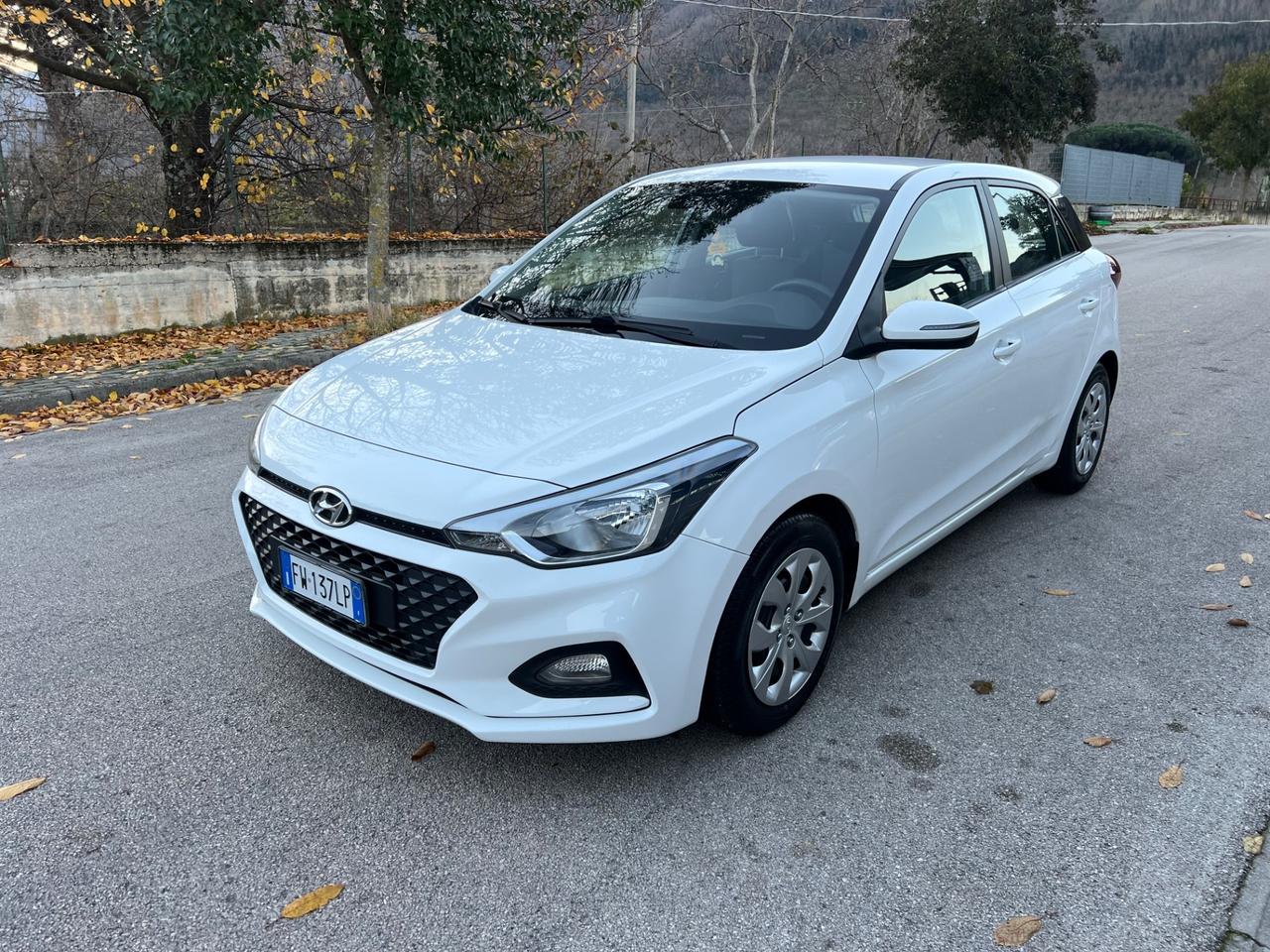 Hyundai i20 1.2 benzina 5 porte 2019 advanced