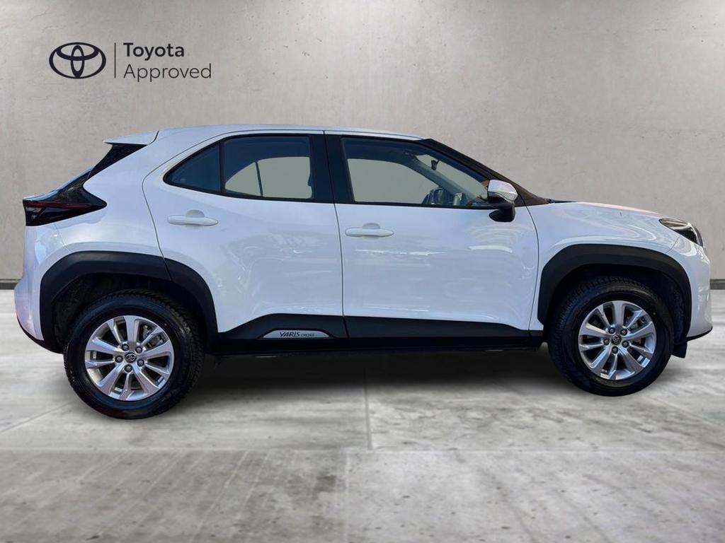 Toyota Yaris Cross 1.5h Active fwd 116cv e-cvt