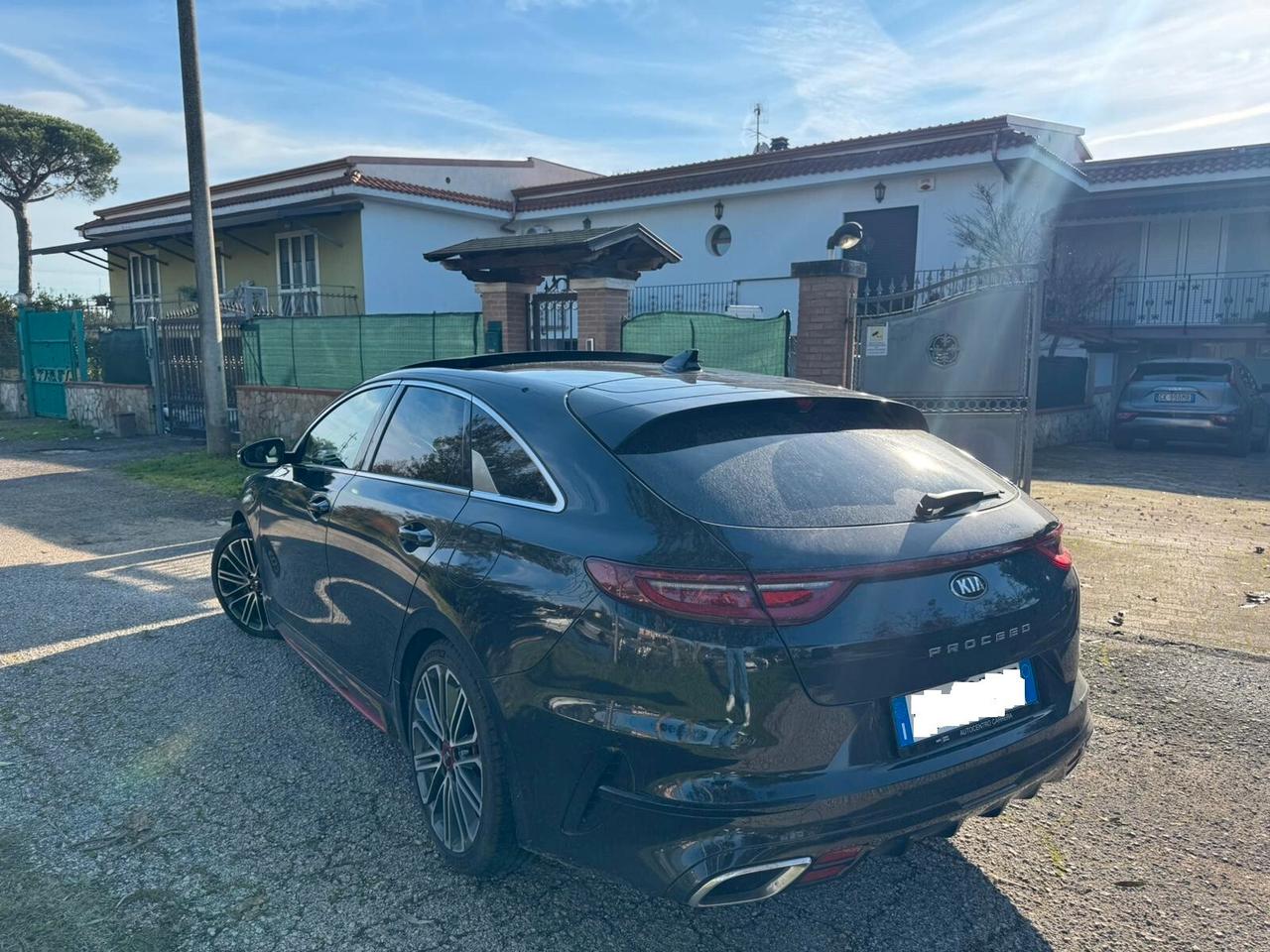 Kia ProCeed 1.6 T-GDI DCT GT