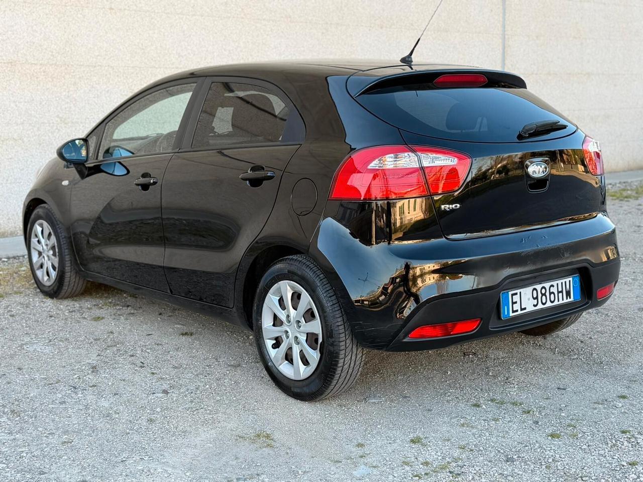 KIA RIO 1.2 BENZINA + GPL 2033 NEOPATENTATI