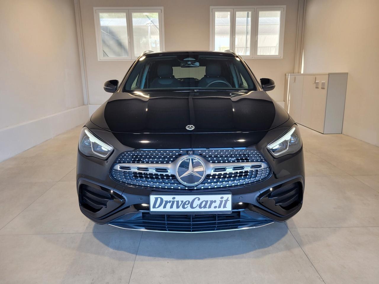 Mercedes-benz GLA 200 d AMG Line 8G-DCT LUCI AMBIENTE KEYLESS LED NAVI