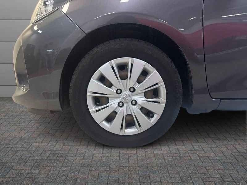 Toyota Yaris III 2015 3p 1.0 Active