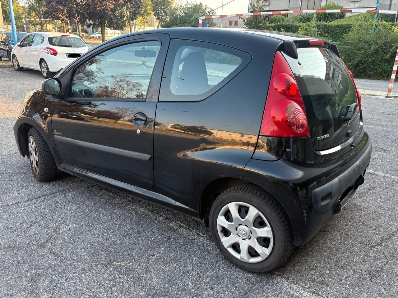 Peugeot 107 1.0 68CV 3p. Desir
