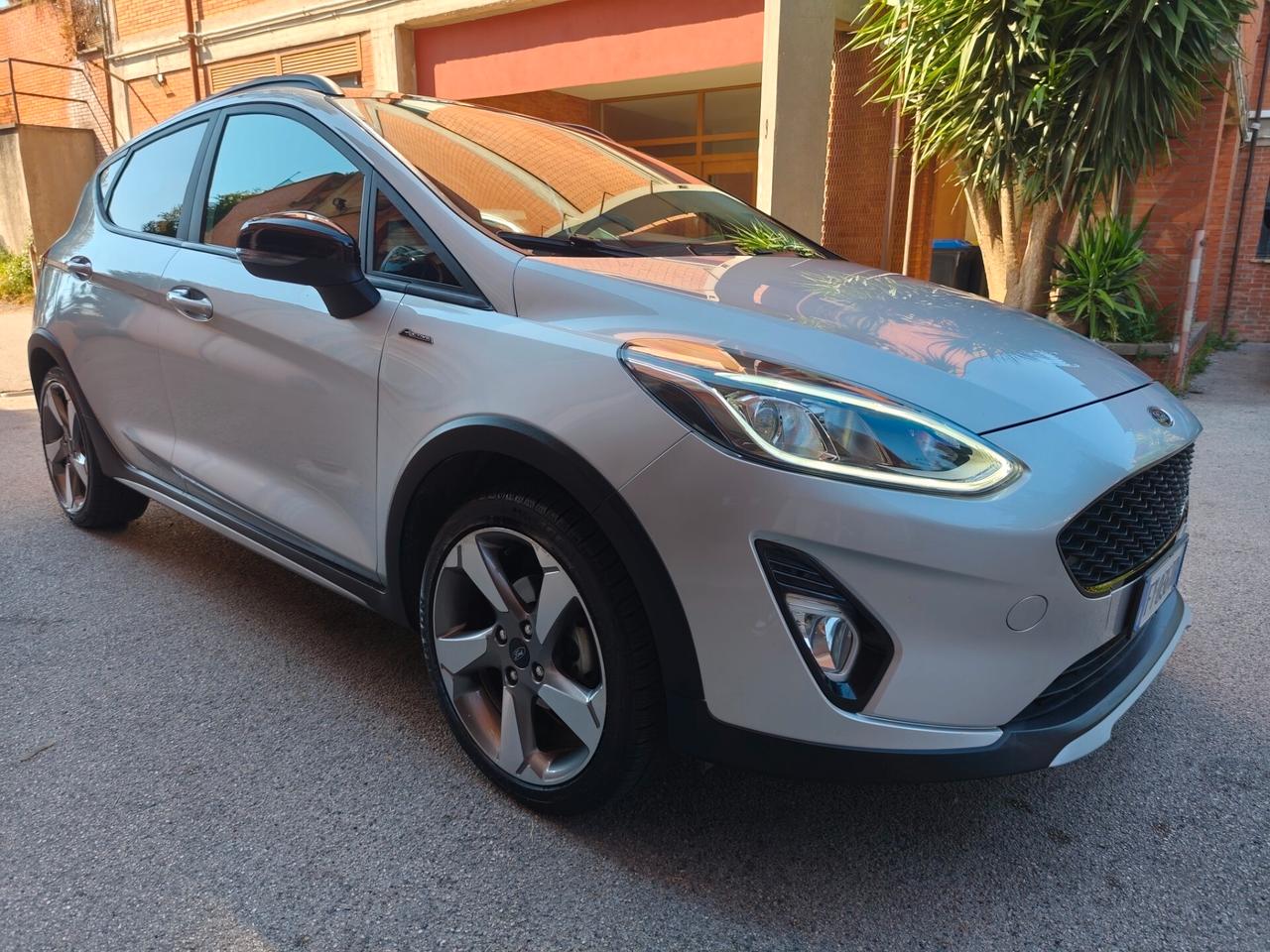 Ford Fiesta 1.0 Ecoboost 100 CV aut. 5 porte Titanium