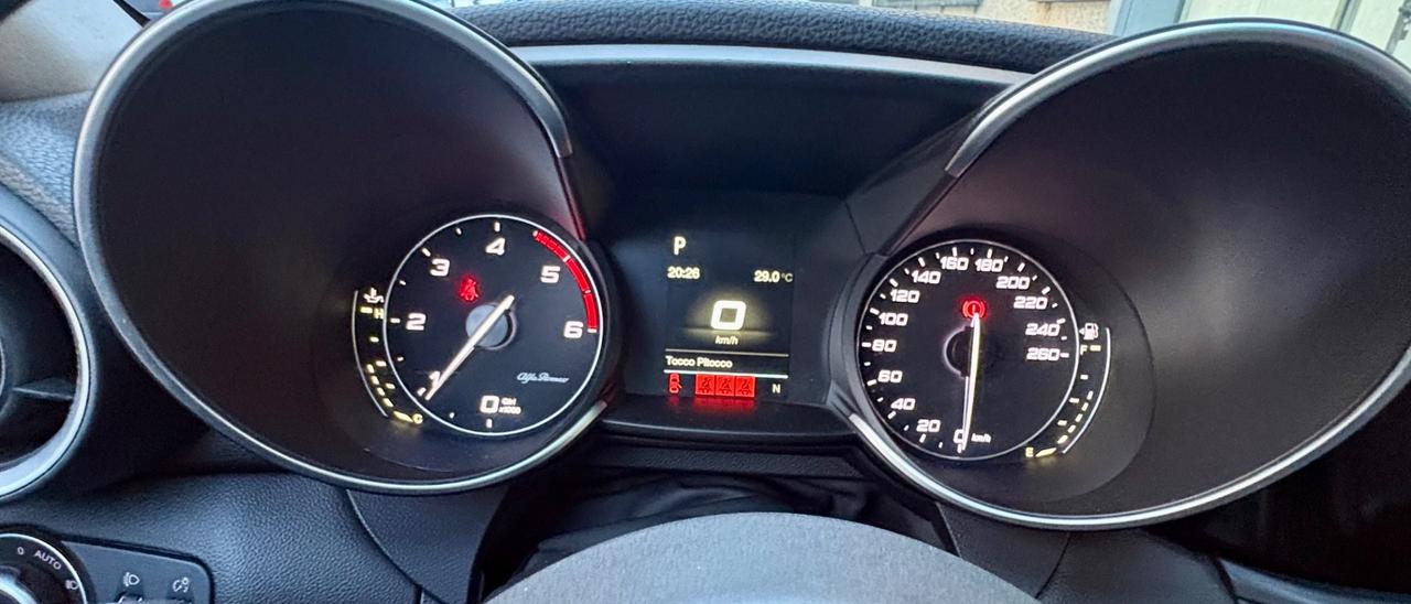 Alfa Romeo Giulia 2.2 TD 180 CV Business Sport