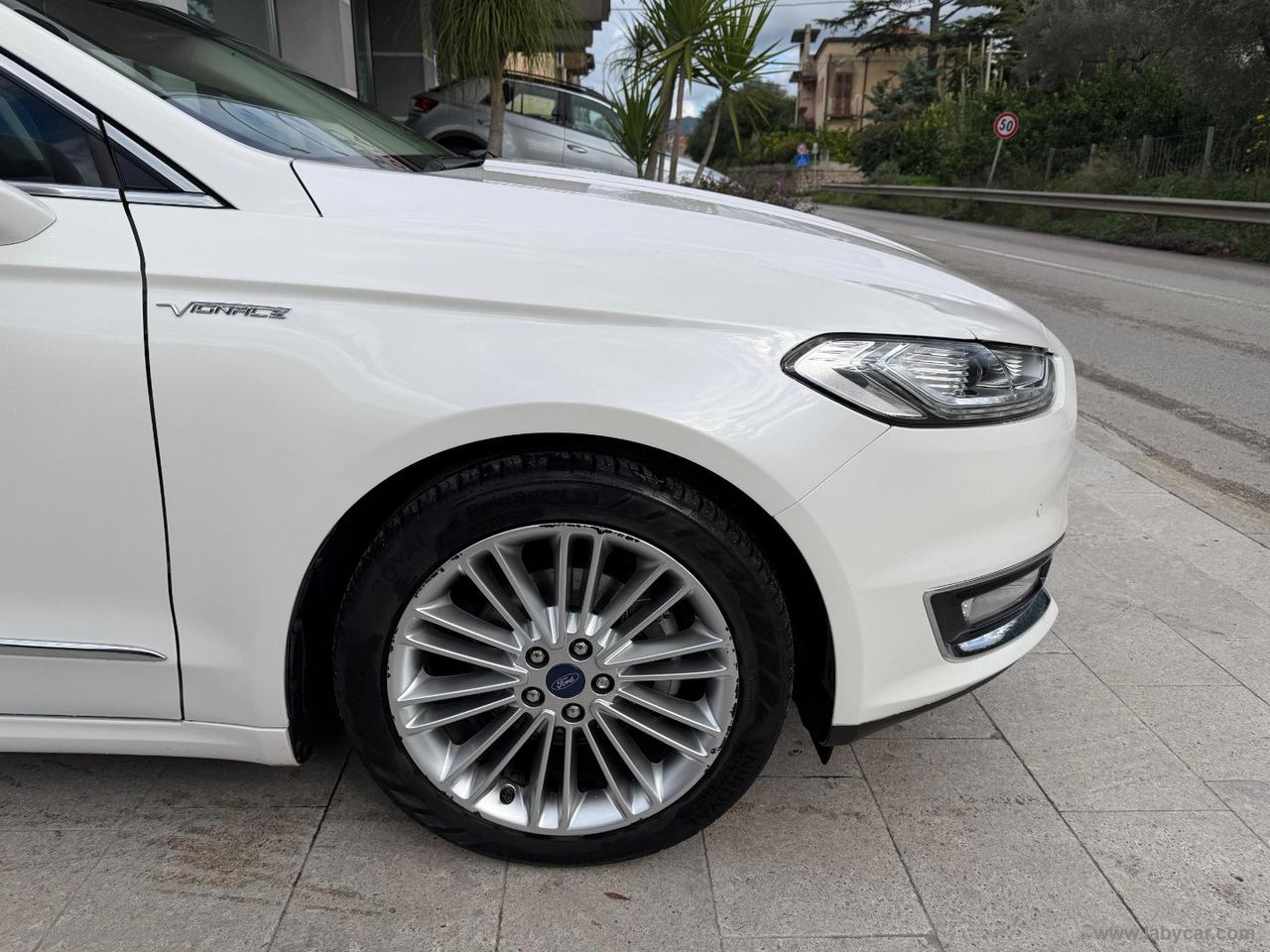 FORD Mondeo F.Hybrid 2.0 187CV eCVT 4p. Vign.