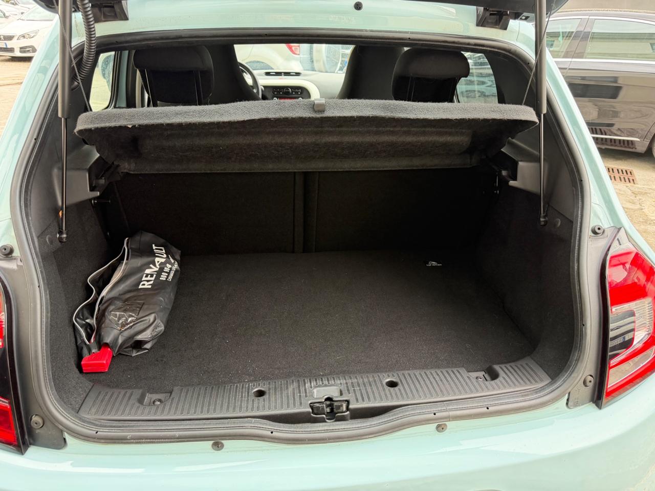 Renault Twingo SCe 65 CV Duel ok neopatentati