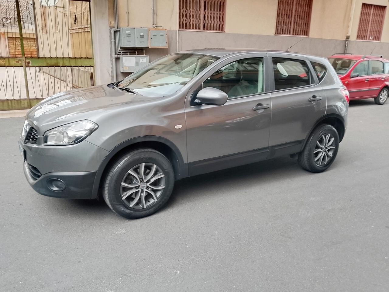 Nissan Qashqai 1.5 dCi DPF Visia