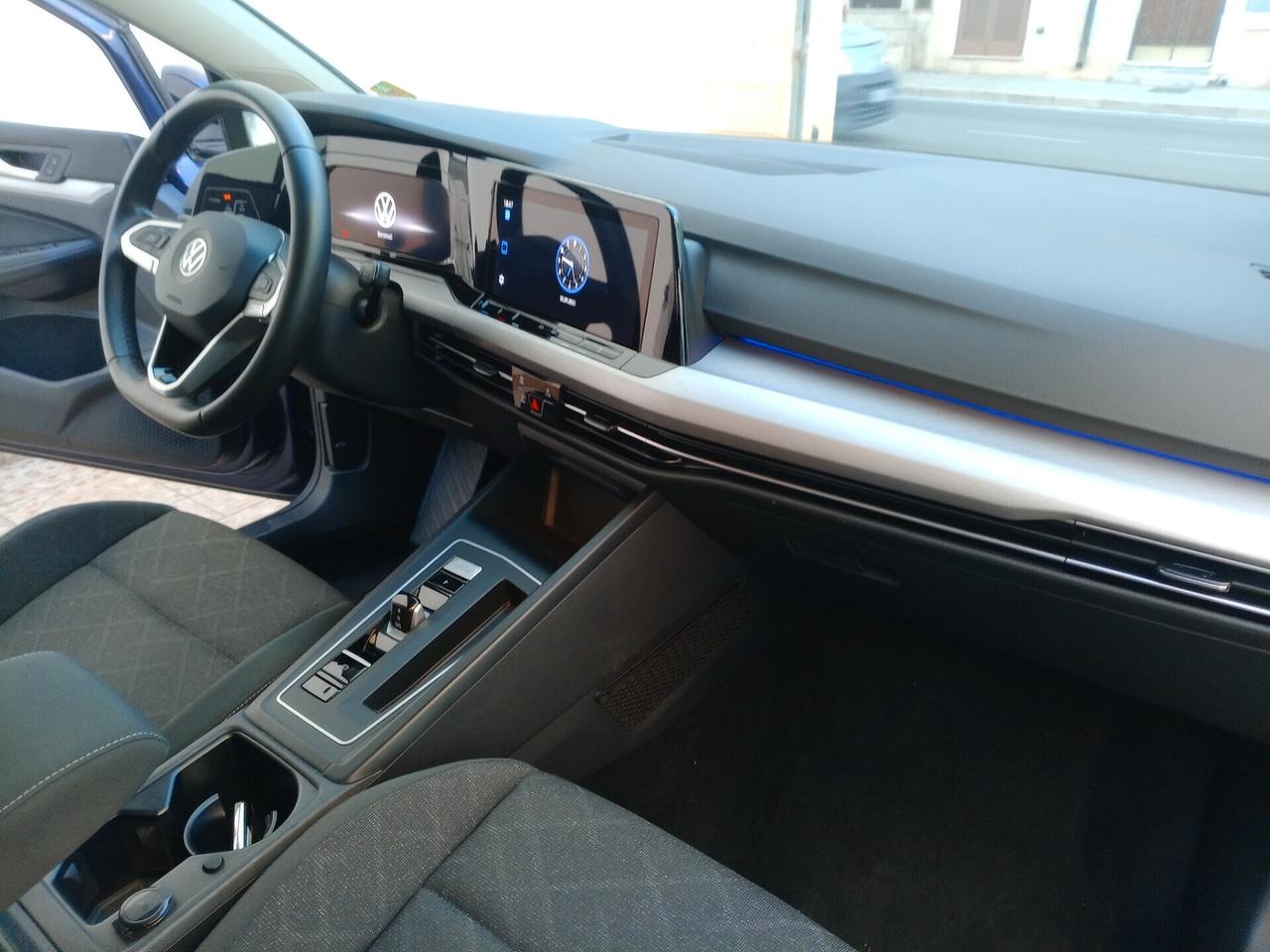 Volkswagen Golf 1.0 TSI EVO Life