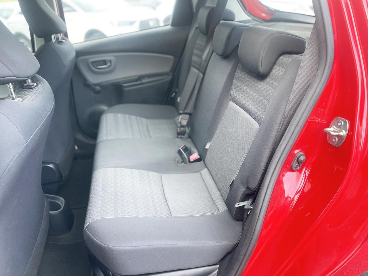 Toyota Yaris 1.5 Hybrid 75CV E6 Neo - 2015