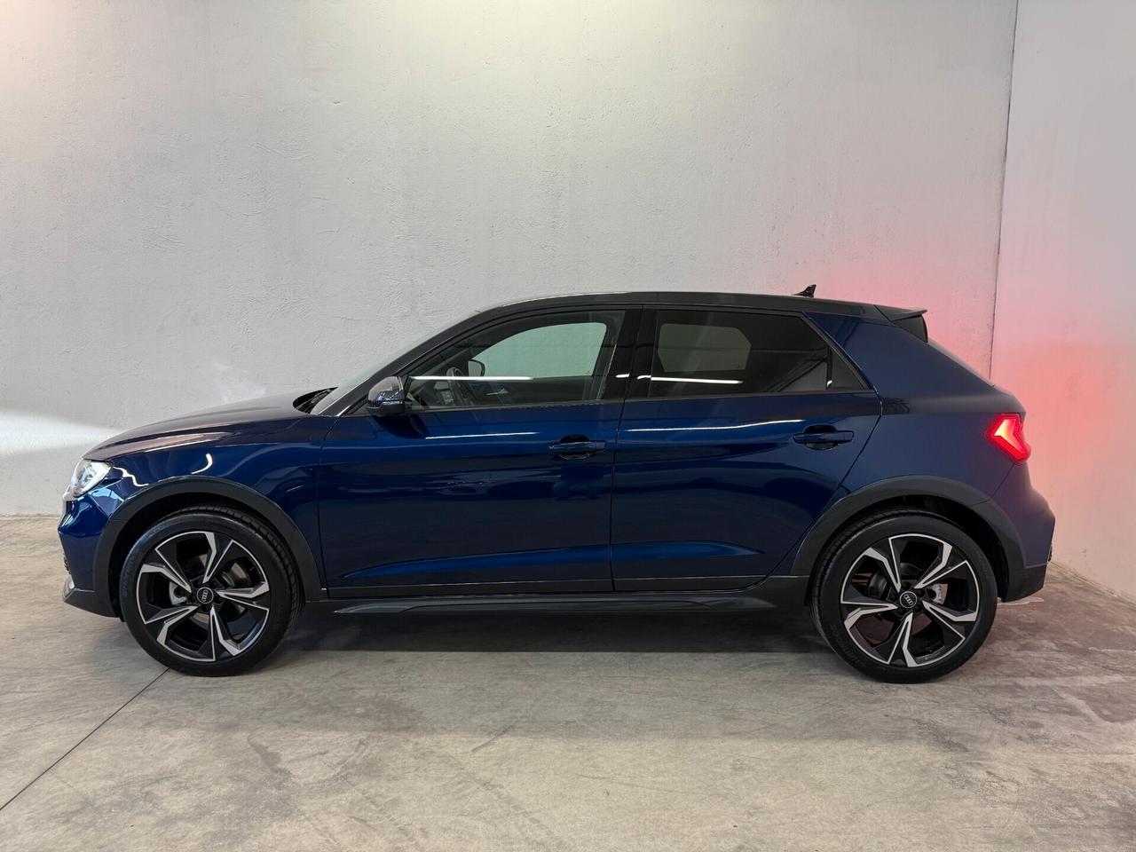 Audi A1 Allstreet 30 1.0 Tfsi 110 Cv Identity Contrast S-Tronic GARANZIA AUDI