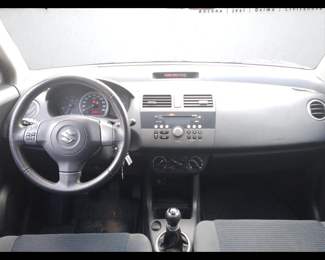 SUZUKI Swift (2005-2010) - Swift 1.3 DDiS 75CV 5p. GL