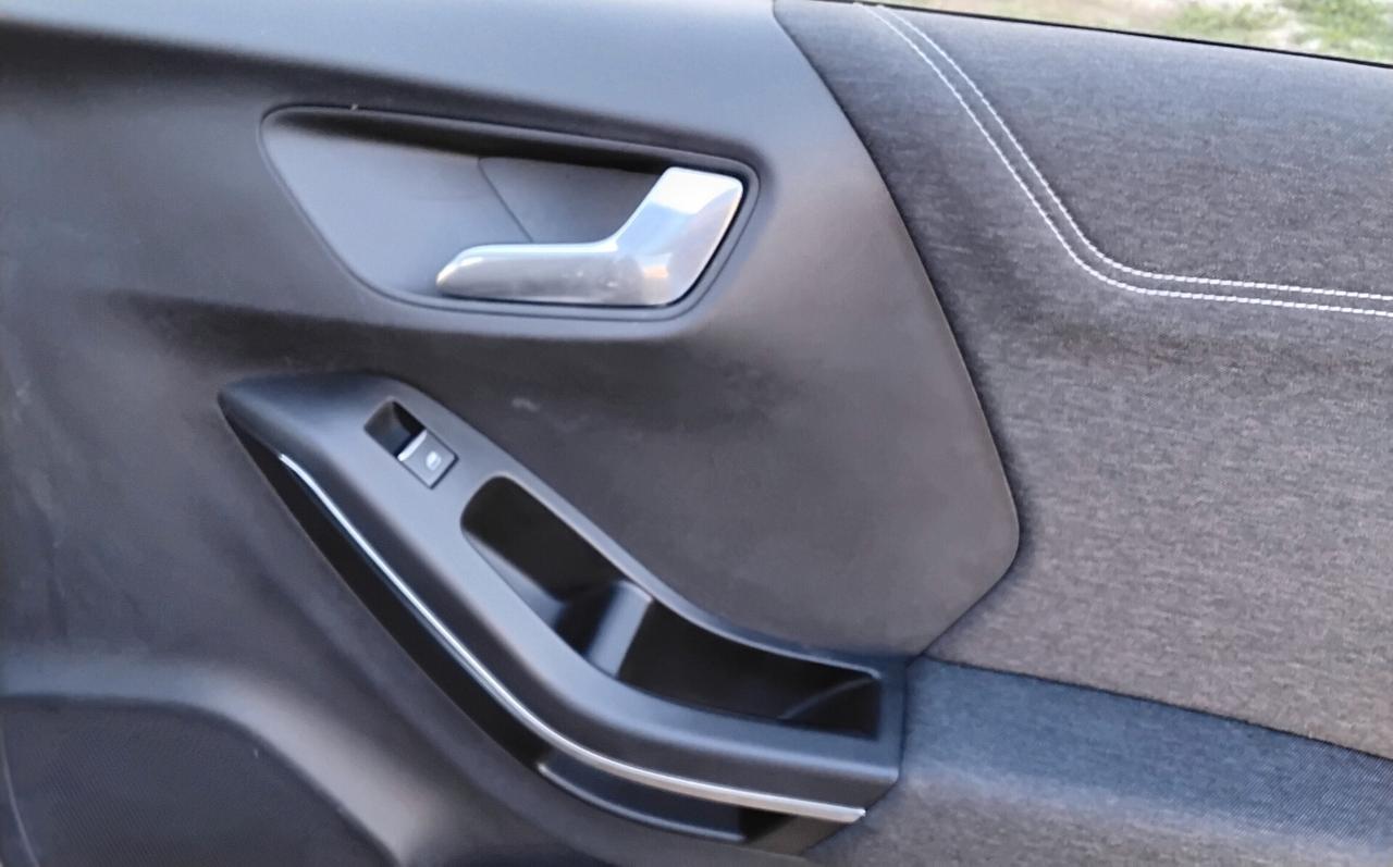 Ford Puma 1.0 EcoBoost Hybrid 125 CV S&S Titanium