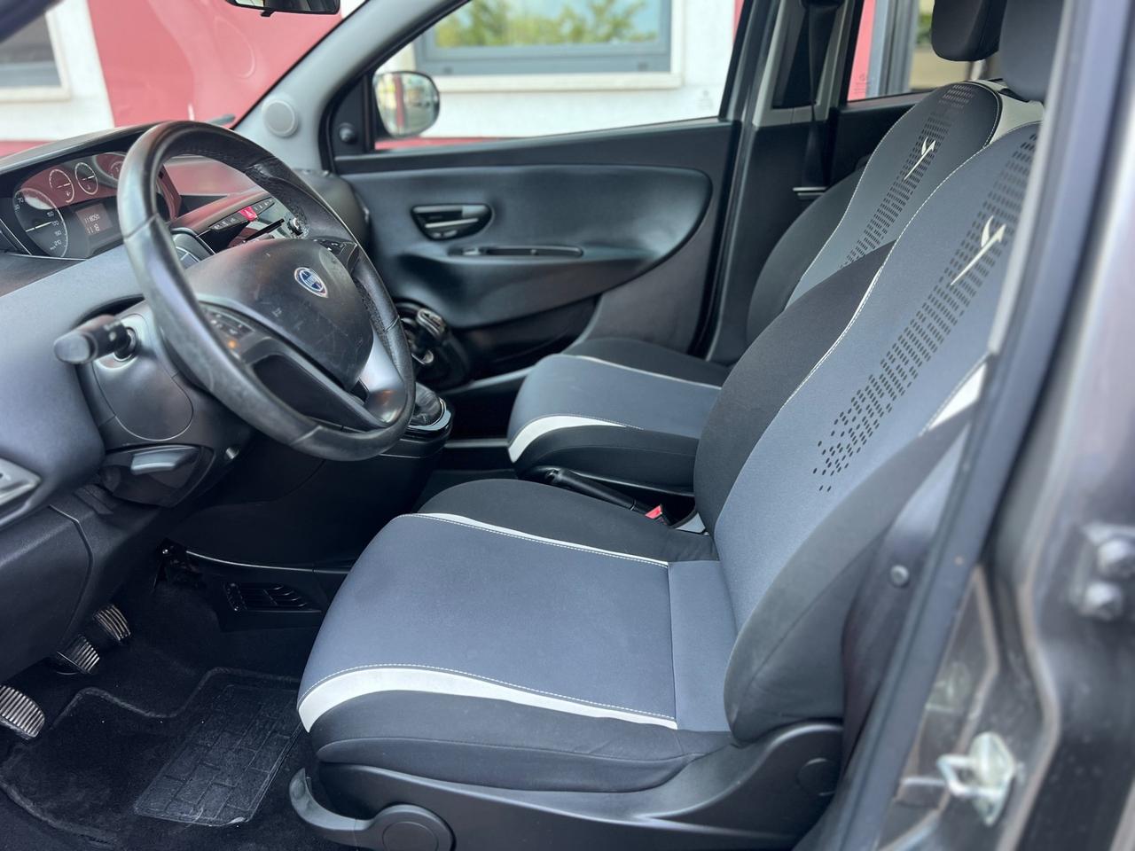 Lancia Ypsilon 1.2 GPL - Garanzia 12 Mesi
